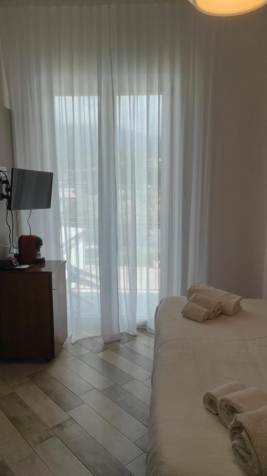 La Perla Del Tirreno Guest House Sapri Εξωτερικό φωτογραφία